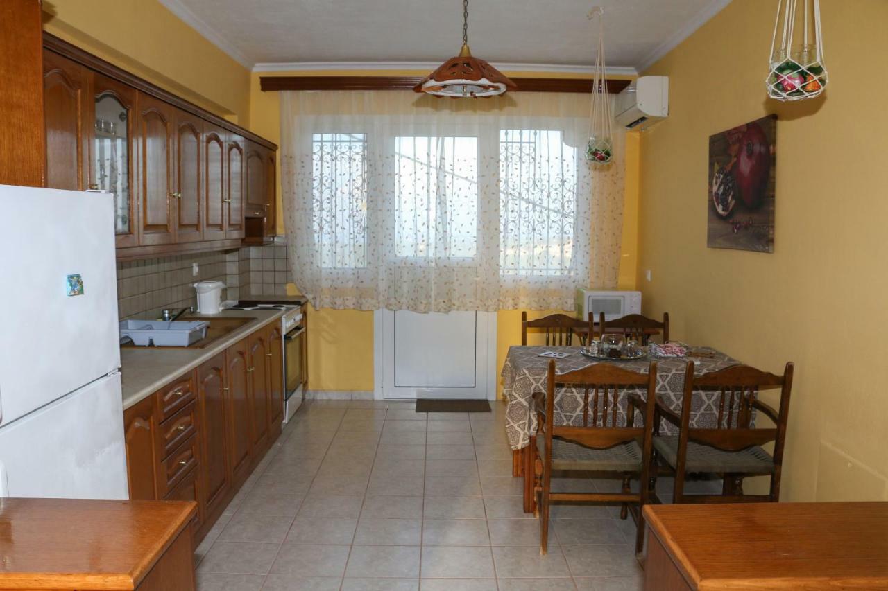 Nikolas View House Пелекас Екстериор снимка