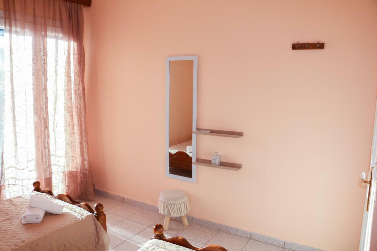 Nikolas View House Пелекас Екстериор снимка